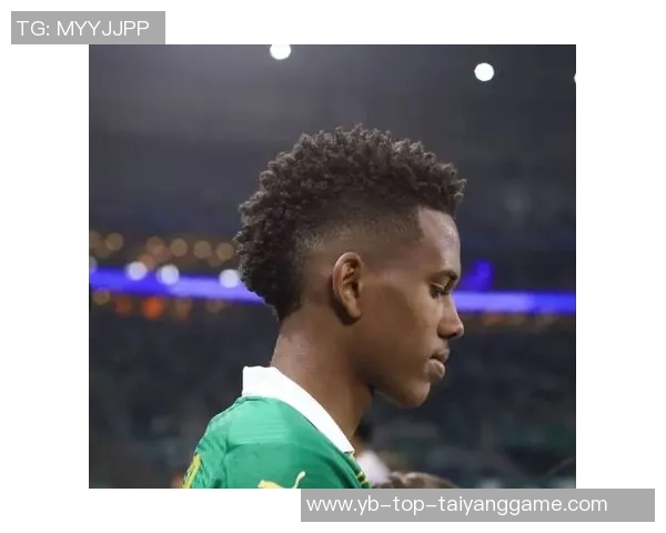 埃斯特旺与切尔西签约至2033年含金球条款未来将担任10号位 埃斯特旺与切尔西签约至2033年含金球条款未来将担任10号位