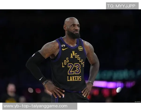 詹姆斯回顾18赛季自信满满称那年自己在场上无所不能